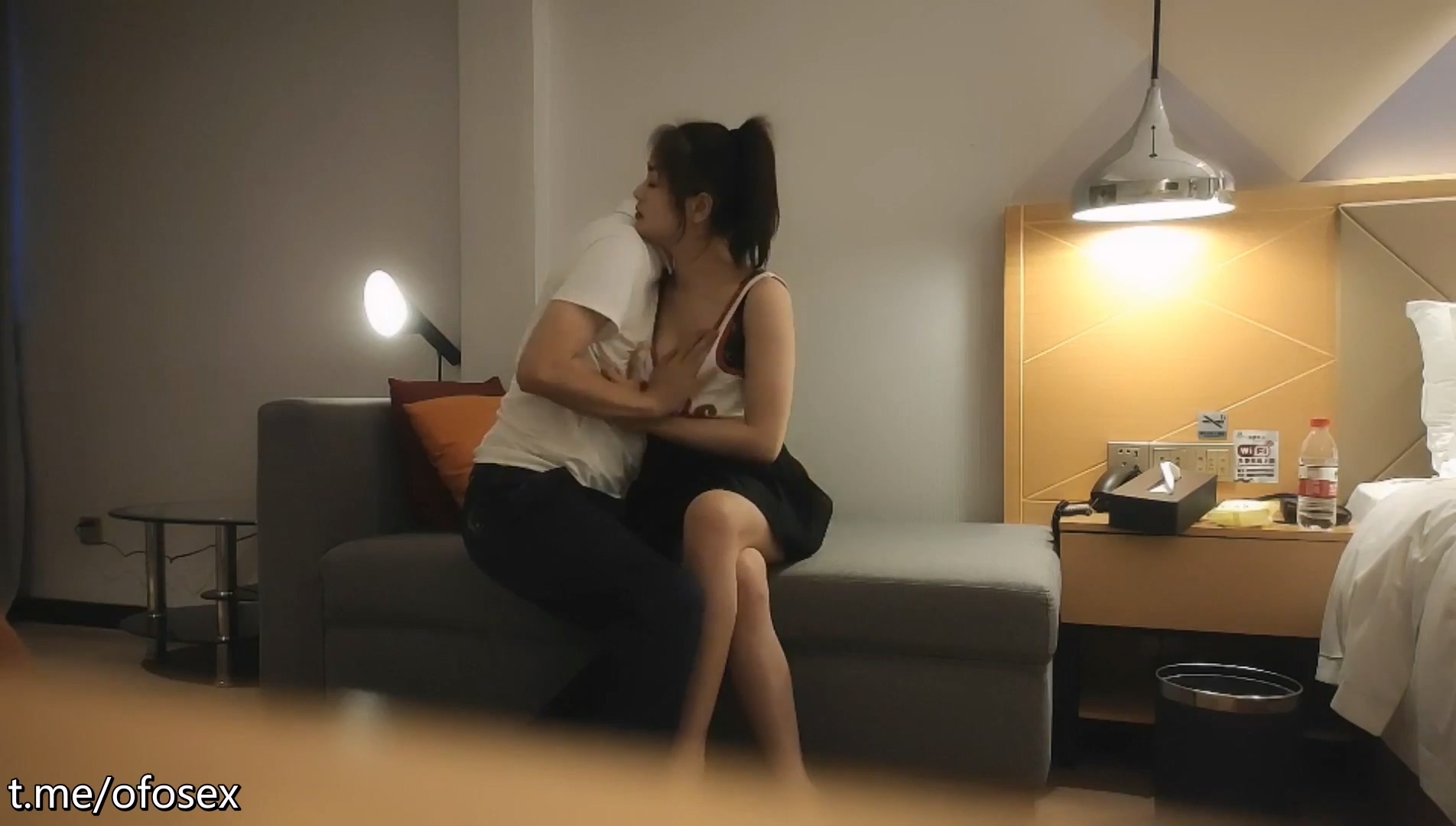 173 【#老马探花】3500网约极品外围女神，风骚淫荡从沙发到床上到镜子前，淫荡指数报表佳作_学生妹_酒店真实偷拍.mp4_20251022_172237.861