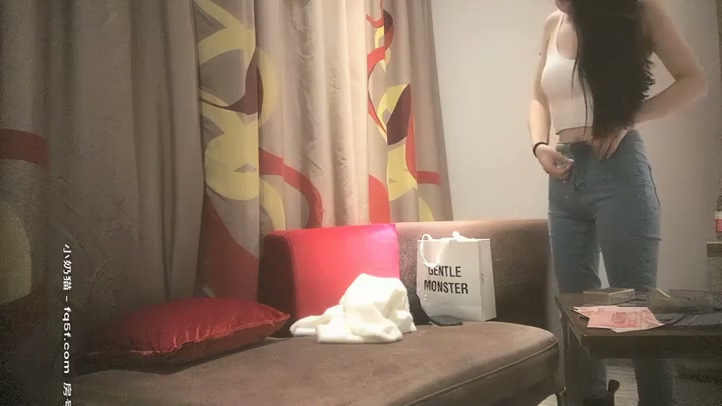 沈先生  牛仔裤气质妹子，身材好到爆.mp4_20251030_165329.402