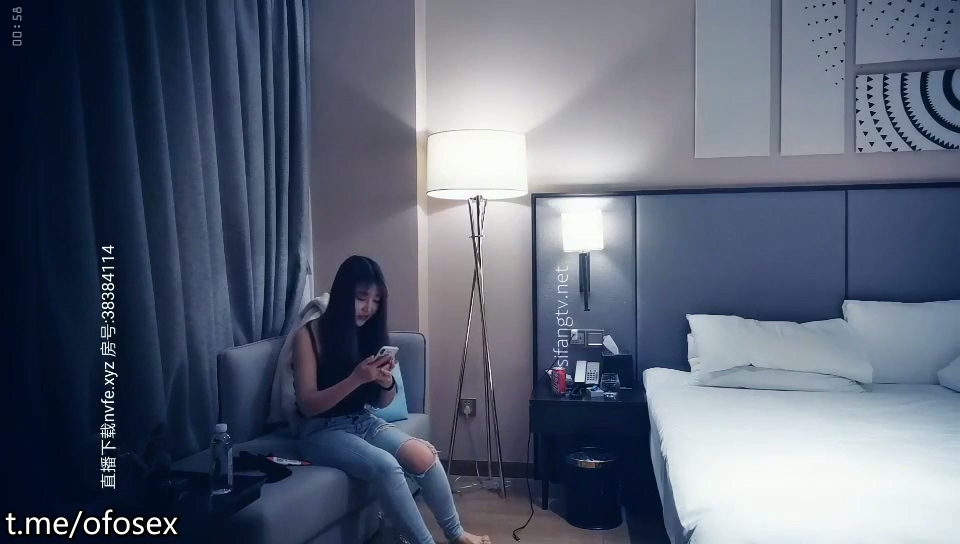 秦总全国探花l-2020-4-4-140.mp4_20251022_154939.169