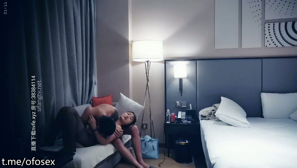 秦总全国探花l-2020-4-4-140.mp4_20251022_155020.388