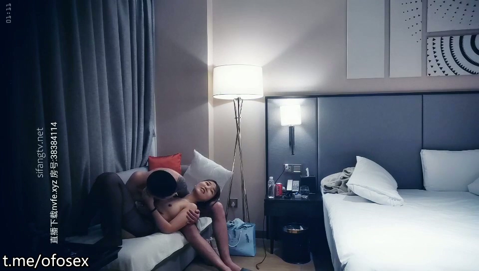 秦总全国探花l-2020-4-4-140.mp4_20251022_155021.903