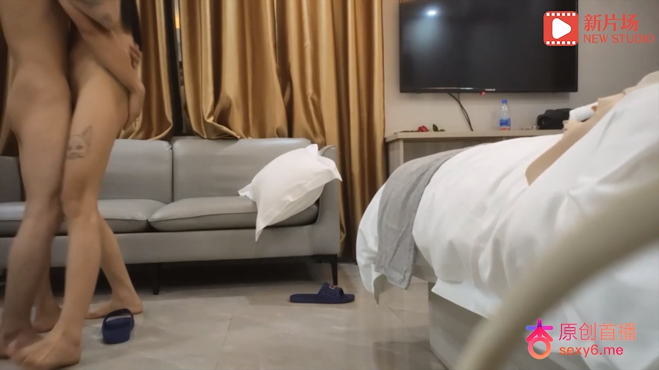 高启强 酒店约操卫校00后花臂妹，小小年纪技术一流.mp4_20251029_162509.930